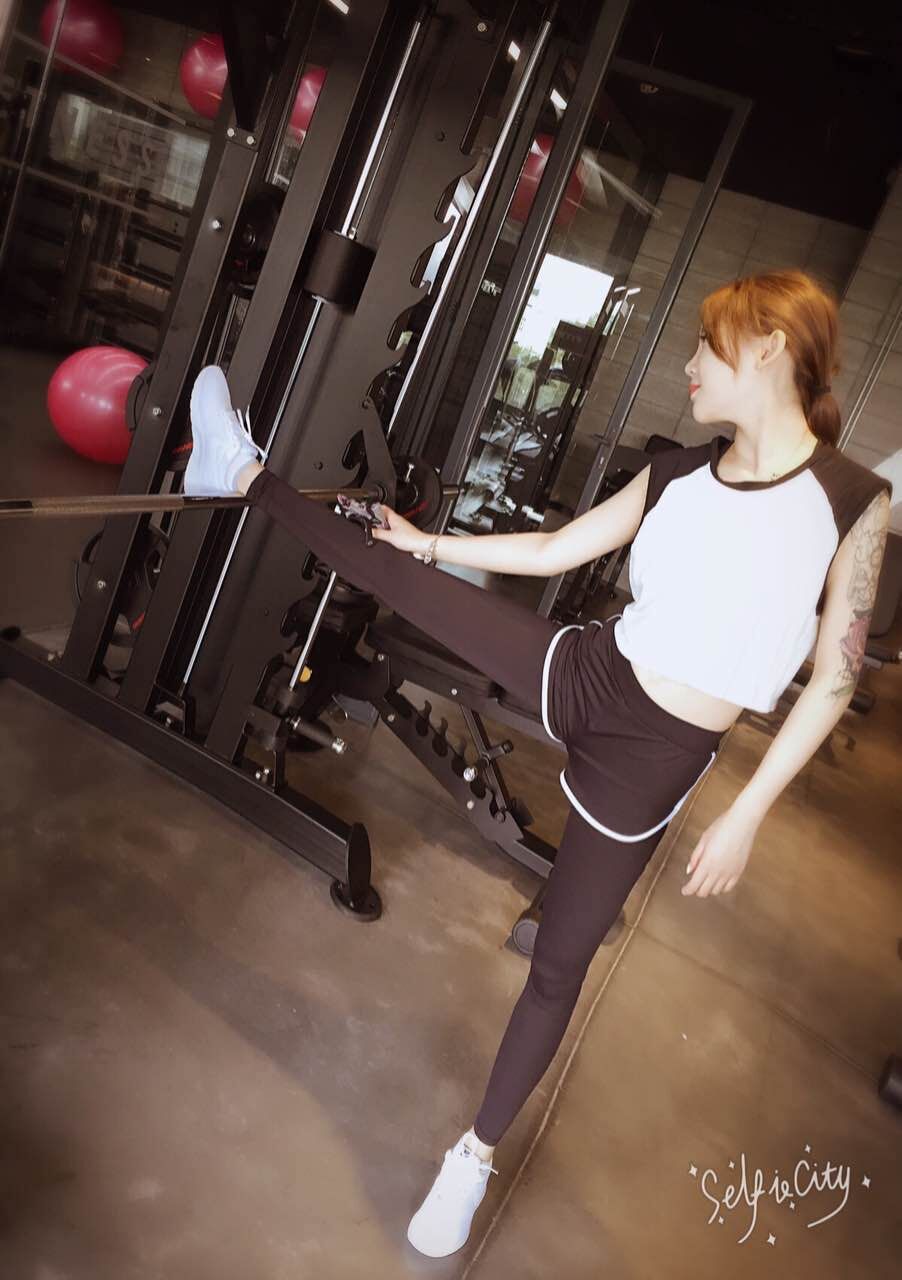 妖女直播app怎样下载_我秀直播app下载_直播吧app下载