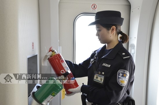 女警出装_女警出装_女警出装