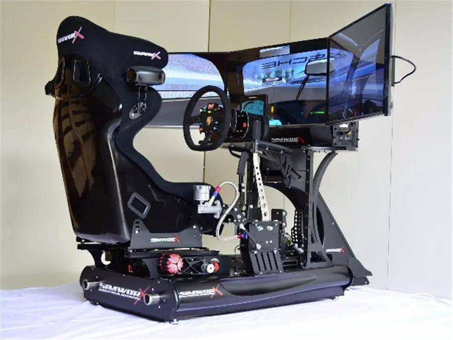 赛车模拟器免费下载_搜一个赛车模拟器_游戏赛车模拟器手机版下载