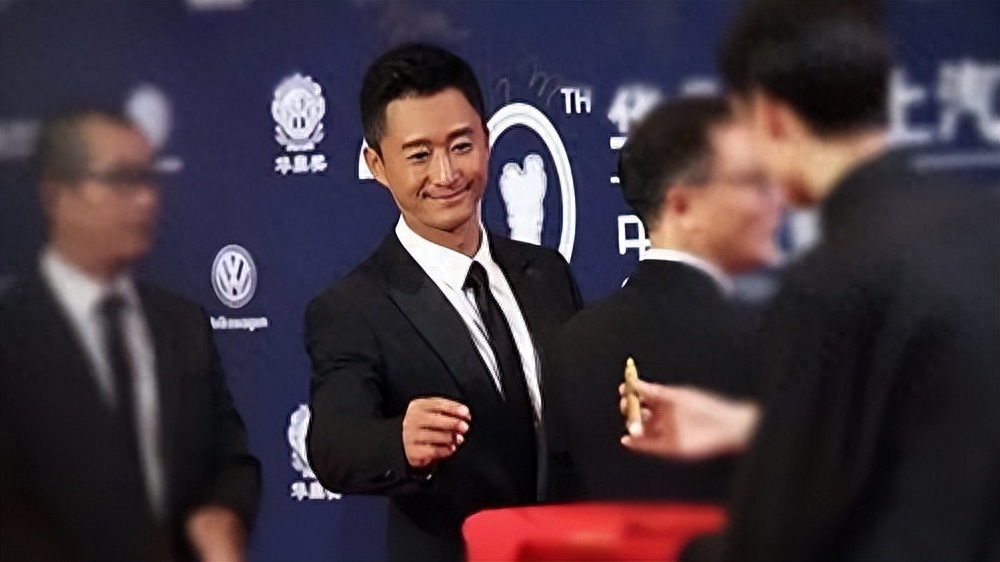 吴京代言传奇手游_吴京代言的王者传奇手游_吴京传奇手机游戏
