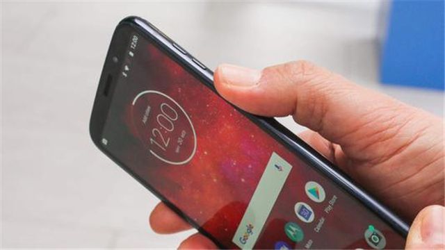手机一玩游戏4g就变回2g了_为什么手机打游戏会跳2g_手机打游戏跳网怎么办